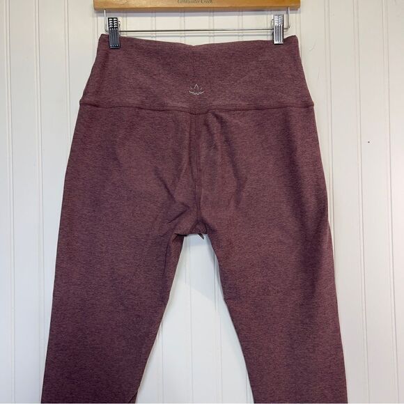 Beyond Yoga x Peloton Purple 7/8 Leggings M - Picture 4 of 16